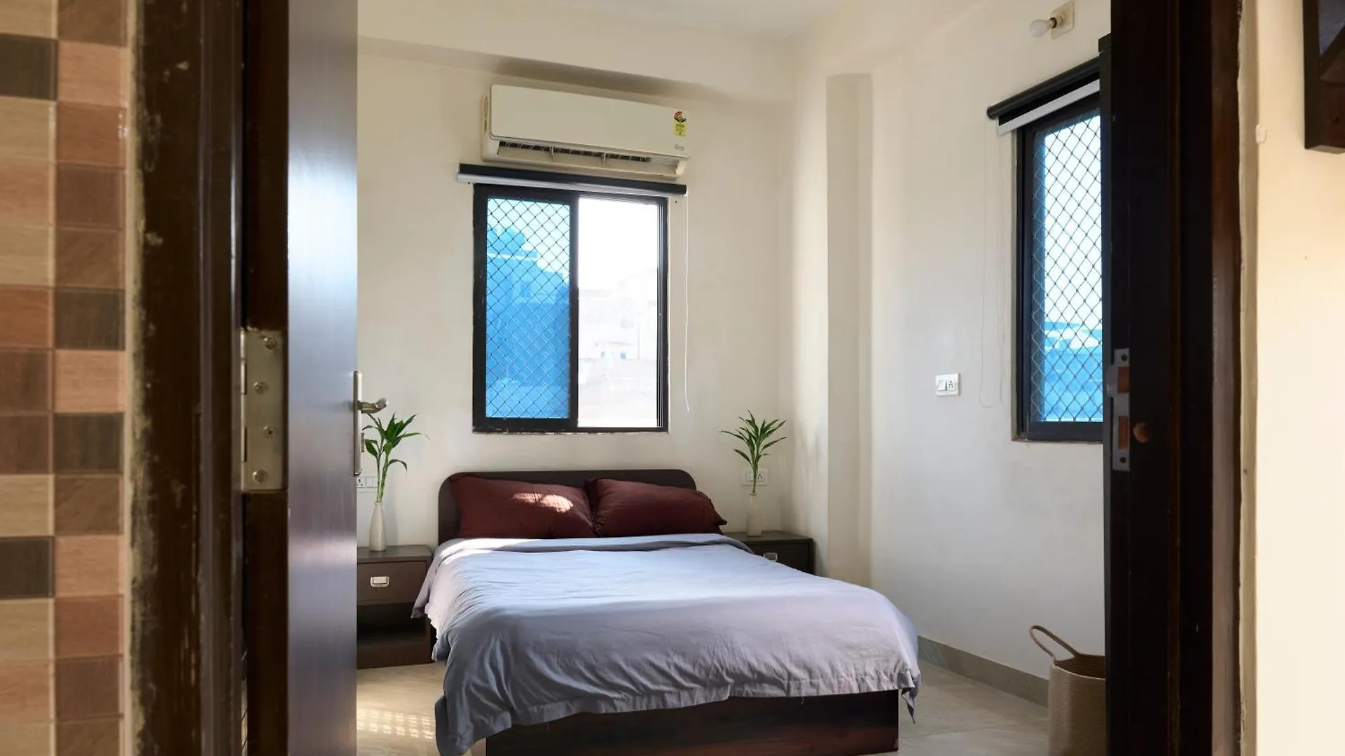 Apartment Ticana Large 1Bedroom Living Kitchen With Ac , Fiber Wifi Rooftop Garden Lake View Udaipur
